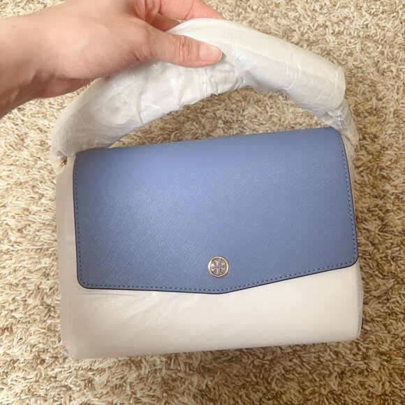 Tory Birch ROBINSON FLORAL INTERIOR CONVERTIBLE SHOULDER BAG - Picture 2 of 10